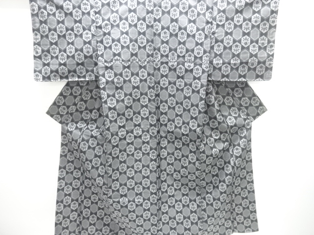 JAPANESE KIMONO / TSUMUGI / WOVEN KIKKO & FLOWRE 